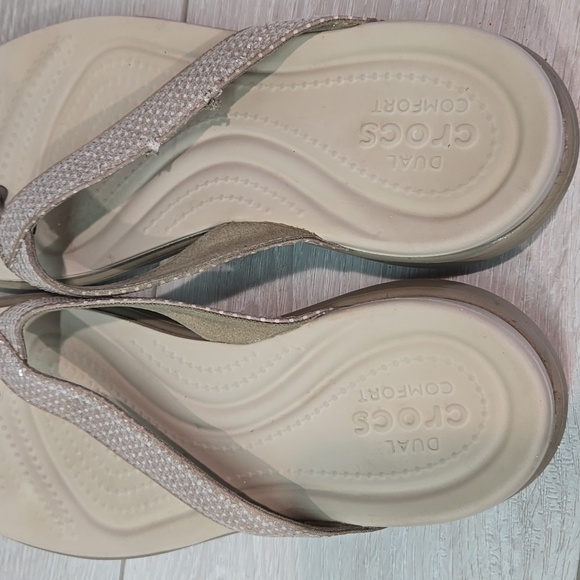 Crocs Women T strap Sequin Sandals Slide Flats shoes sz 10 - Picture 5 of 12